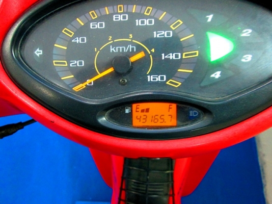 wave 125 s คาร์บู รุ่นอมตะ ( สต๊าทมือ ) สีดำแดง เครื่องเดิมๆจากศูนย์ สภาพแห้งๆ ระบบไฟไมล์เดิมใช้ได้ปรกติทุกอย่าง 22900