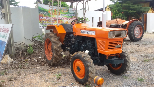 ขายl2201สองเพลาครับสภาพพร้อมใช่งาน