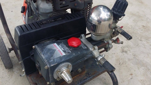 ปั๊มฉีดน้ำแรงดันเก่าญี่ปุ่น MARUYAMA  รุ่น MS310 ขนาด 4 แรง สภาพดี เครื่องพร้อมใช้งาน