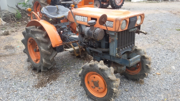 ขายB5000เก่านอกยังไม่เคยใช่ในไทย100\%