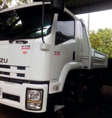 หกล้อ อีซูชุ FTR 240ปี56 ดั้มสามมิตร รถสวยจัดสภาพนางฟ้าเดิมบางทั้งคัน ใช้งานน้อยอวิ่ง8หมื่น ทะเบียนพร้อมโอน