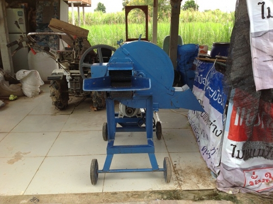 เครื่องย่อยวัชพืช กระถิน กล้วย อ้อย และผักอื่นๆ