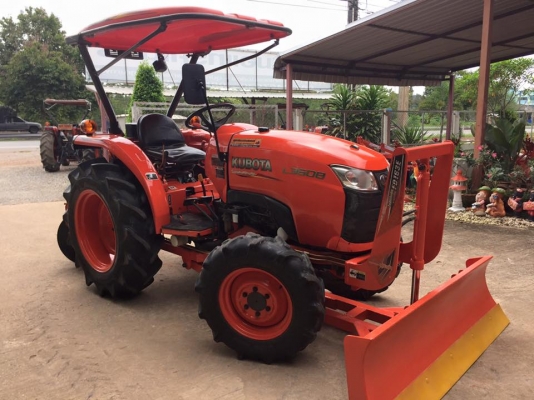ขายรถไถ Kubota L3608(4WD) พร้อมใบมีดและผานพรวนช้าง รถพร้อมใช้งาน