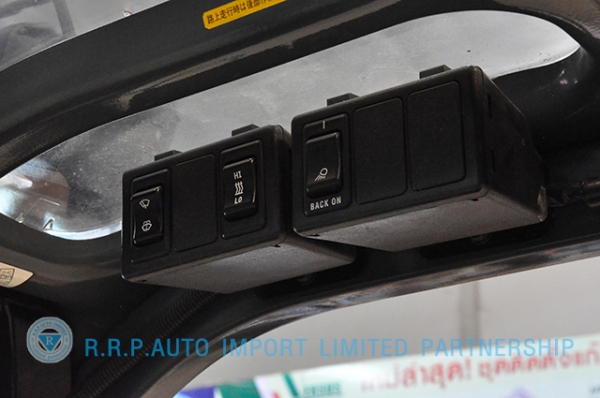 ขายรถโฟล์คลิฟท์มือสอง TOYOTA รุ่น 8FD30 ราคา xxx,xxx บาท นำเข้าจากประเทศญี่ปุ่น 100\% ไม่เคยใช้งานในไทย