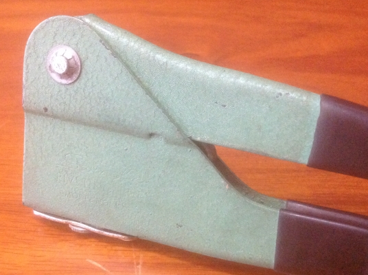 ขายปืนยิงรีเวท