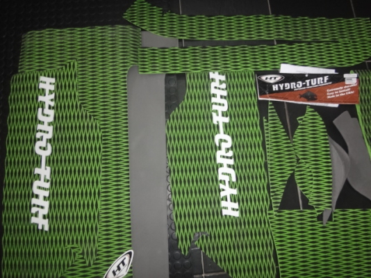 ผ้าปูพื้น hydro turf