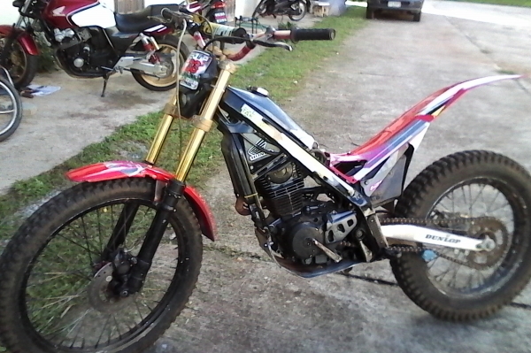 มอไซค์trial หลายคัน