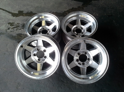 Max 5/114 ขอบ15*8.5 ET-35 สภาพสวยๆ 1ชุด