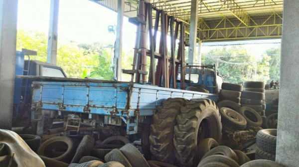 ขายด่วน รถบรรทุก มีหลายคัน ตามสภาพ