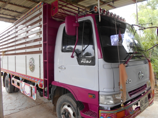 3 เจ ดั้ม สีงไฮเทิกเครื่อง 165 สภาพดีพร้อมใช้ติดต่อใด้ที่ 089 5344495 ผู้ให่ญข่อย