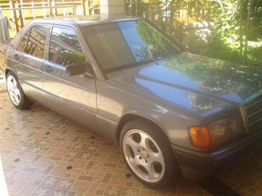 ขาย benz 190e ปี93 (ปรับราคาเหลือ85000)