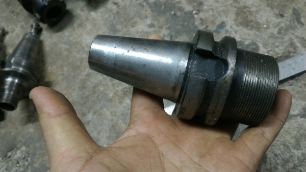 หัวTooling ยี่ห้อ VERTEX ของเครื่องมิลลิ่ง (เครื่องกัดชิ้นงาน ) มีแบบต่างๆตามภาพ