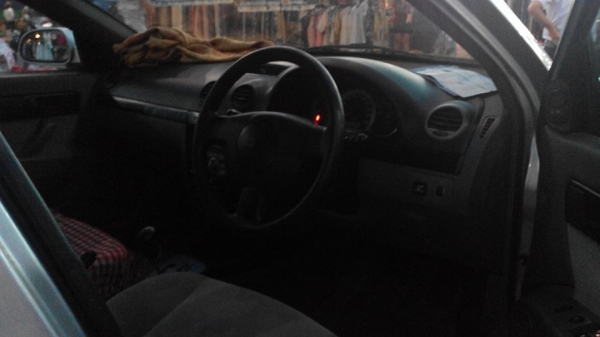 ขายรถเก๋ง สนใจติดต่อ 085-0266345 คุณแม่เล็ก