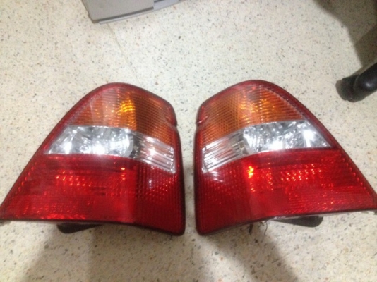 ไฟท้าย HONDA ODYSSEY RA6 ของเก่าญี่ปุ่นเเท้สภาพสวยๆใสๆคู่ละ