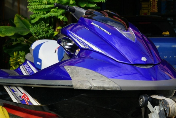 yamaha FZR สภาพพร้อมใช้  เครื่อง160hp.  แสนหกหมื่นห้า