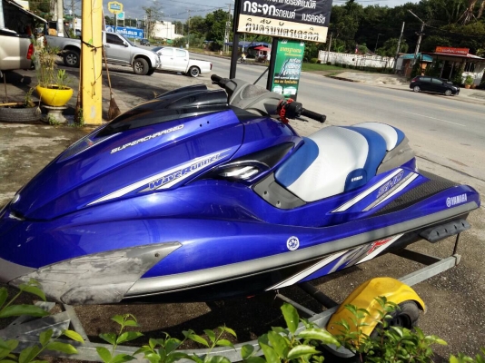yamaha FZR สภาพพร้อมใช้  เครื่อง160hp.  แสนหกหมื่นห้า