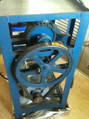 ขายเครื่องบด 2,800บาท สภาพใหม่ 0835662999 ขายเครื่องบด 2,800บาท สภาพใหม่ 0835662999