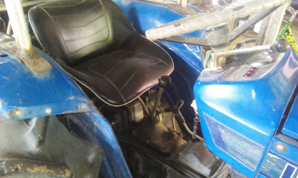 อิเซกิ ISEKI TS2205 22แรง1เพลา2WD แถมผาน5 โลตารี่  เครื่องฉีดพ่นยา