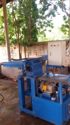 เครื่องอัดอิฐบล็อกประสาน