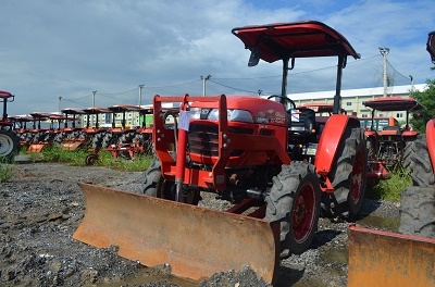 สยามอินเตอร์ เปิดประมูลรถแทรกเตอร์ยี่ห้อ YANMAR รุ่น EF494T 17 ตุลานี้