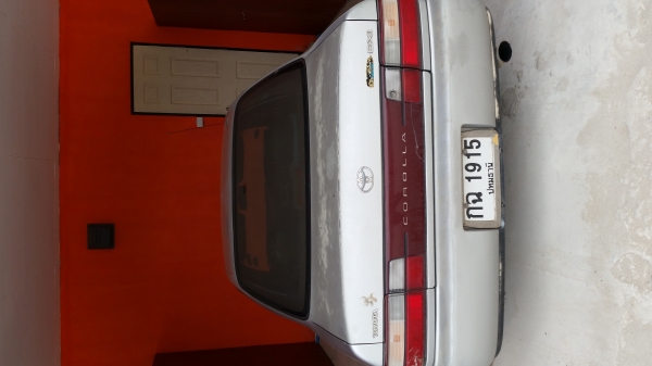 ขายรถเก๋งโตโยต้าสามห่วงเครื่อง1.3 แอร์เย็น ทะเบียนไม่ขาด เอกสารพร้อม สนใจติดต่อ 099-2489947