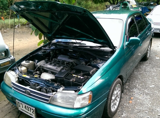 โตโยต้า โคโรน่า ท้ายโด่ง