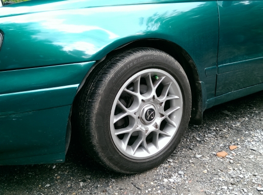 โตโยต้า โคโรน่า ท้ายโด่ง