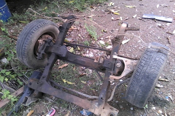 ขายช่วงล่างหน้า L200 3,500 บาท 0892095791