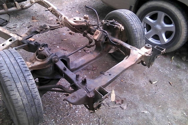 ขายช่วงล่างหน้า L200 3,500 บาท 0892095791