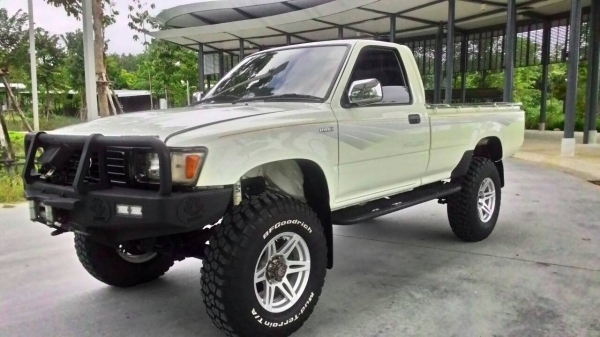 ขายYn 106 ปี1996 สีขาว ขายYn 106 ปี1996 สีขาว