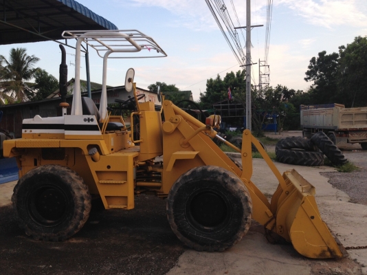 ขายรถตัก สภาพดี ใช้งานเยี่ยม