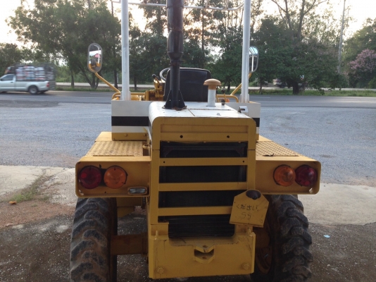 ขายรถตัก สภาพดี ใช้งานเยี่ยม