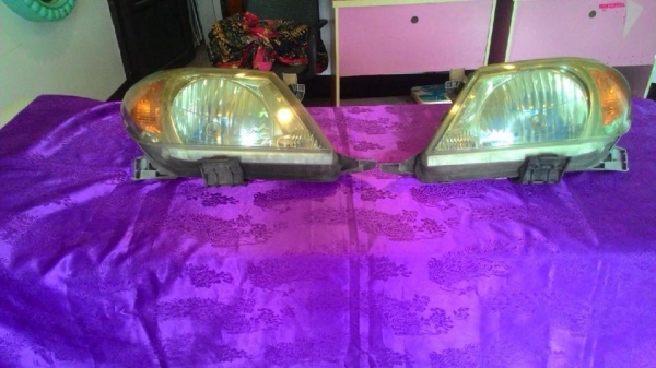 ขายไฟหน้า vigo