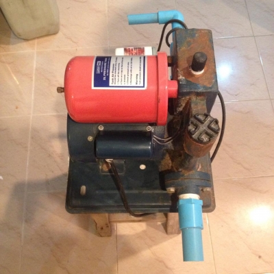 ขายปั้มน้ำ LUCKY PRO