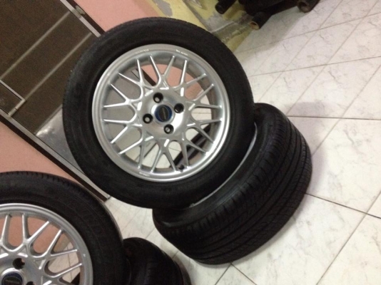 ขายแม็กขอบ15 พร้อมยาง 4รู100 ลายBBS ยางDeestone1คู่195 55 15ปี14 Thunderer1คู่ 195 55 15ปี10 ราคา5000บาท โทร0924462525โส ขายแม็กขอบ15 พร้อมยาง 4รู100 ลายBBS ยางDeestone1คู่195 55 15ปี14 Thunderer1คู่ 195 55 15ปี10 ราคา5000บาท โทร0924462525โส