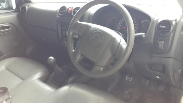 รถตู้เย็น สำหรับแช่เย็น เอาไปขนส่งได้เลย รถตู้เย็น สำหรับแช่เย็น เอาไปขนส่งได้เลย