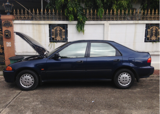 CIVIC เตารีด ปี93 เกียร์Auto สีน้ำเงินเข้ม รถมือเดียวตั้งแต่ป้ายแดง สภาพสวย