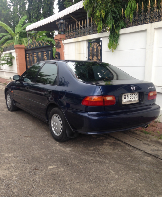 CIVIC เตารีด ปี93 เกียร์Auto สีน้ำเงินเข้ม รถมือเดียวตั้งแต่ป้ายแดง สภาพสวย