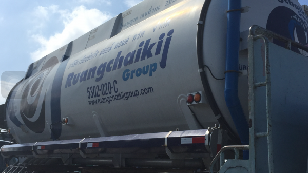 ขายแท้งค์น้ำมัน18,000ลิตรโหลดล่าง