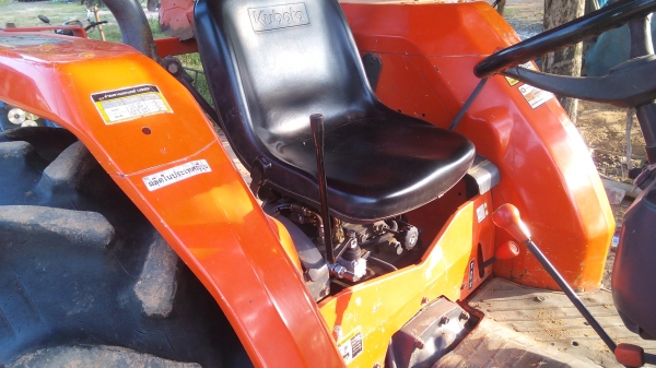 ขายรถไถคูโบต้าMax L4508 di ใบมีดดันหน้าผาลพรวนพร้อมใช้งาน