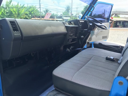 ขายรถบรรทุก 6 ล้อดั้ม NPR57L  เครื่อง 110 แรง มีสโล ปี 1996 ยาว 3.80 เมตร ช่างล่างหลัง  F