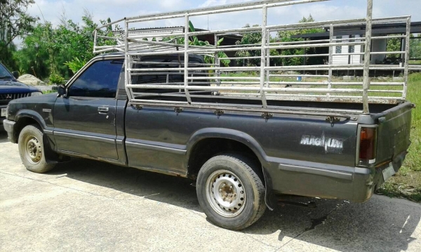 มาสด้า หัวเดี่ยว พร้อมคอก เครื่องดีเซล เข้าไร่เข้าสวนสบาย