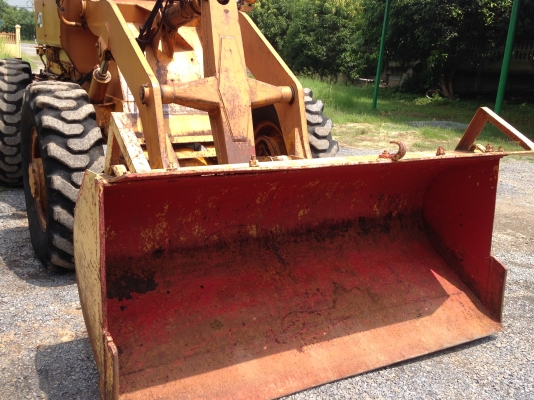 ขายรถตัก Komatsu JH30B ; รถเก่าญี่ปุ่น 100\%;  สภาพสวยพร้อมใช้งานได้ทันที สนใจติดต่อ 081-9485494