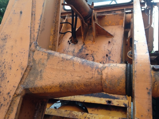 ขายรถตัก Komatsu JH30B ; รถเก่าญี่ปุ่น 100\%;  สภาพสวยพร้อมใช้งานได้ทันที สนใจติดต่อ 081-9485494