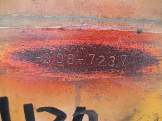 ขายรถตัก Komatsu JH30B ; รถเก่าญี่ปุ่น 100\%;  สภาพสวยพร้อมใช้งานได้ทันที สนใจติดต่อ 081-9485494