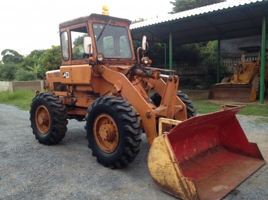 ขายรถตัก Komatsu JH30B ; รถเก่าญี่ปุ่น 100\%;  สภาพสวยพร้อมใช้งานได้ทันที สนใจติดต่อ 081-9485494