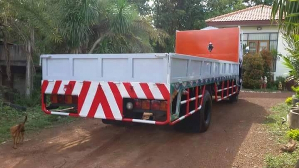 ขายHINO FF3H เครื่อง195แรง ยาว7.20เมตร สภาพพร้อมใช้งาน เอกสารพร้อมโอน ราคา620,000 สนใจโทร 090-8588220คุณนะ 093-3258446คุณบิว หรือเข้าดูสินค้าอื่นๆได้ที่ www.truck.in.th/498 หรือเพจFacebook ณรงค์ ซื้อขายรถมือสอง (เว็บไซต์ส่วนตัว) หรือFacebook ตลาดรถมือสอง