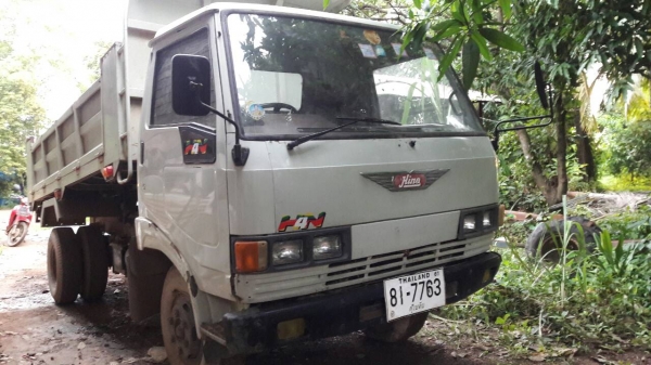 หกล้อ ฮีโน่ KM 777 ดั้ม5คิว สภาพดีสวยทั้งคัน ทะเบียนพร้อมโอน