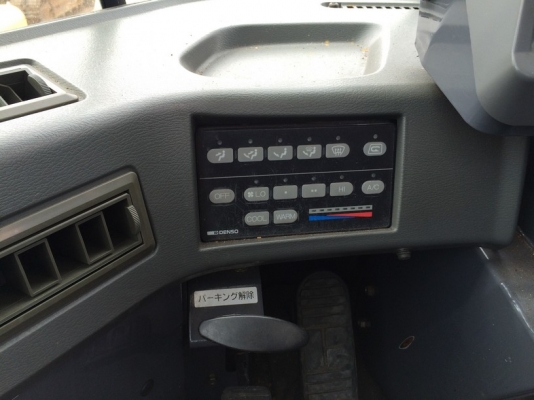 Komatsu WA100-3-55691-YR2001 สภาพนางฟ้า นำเข้าจากญี่ปุ่น