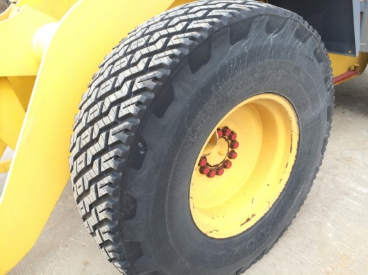 Komatsu WA100-3-55691-YR2001 สภาพนางฟ้า นำเข้าจากญี่ปุ่น